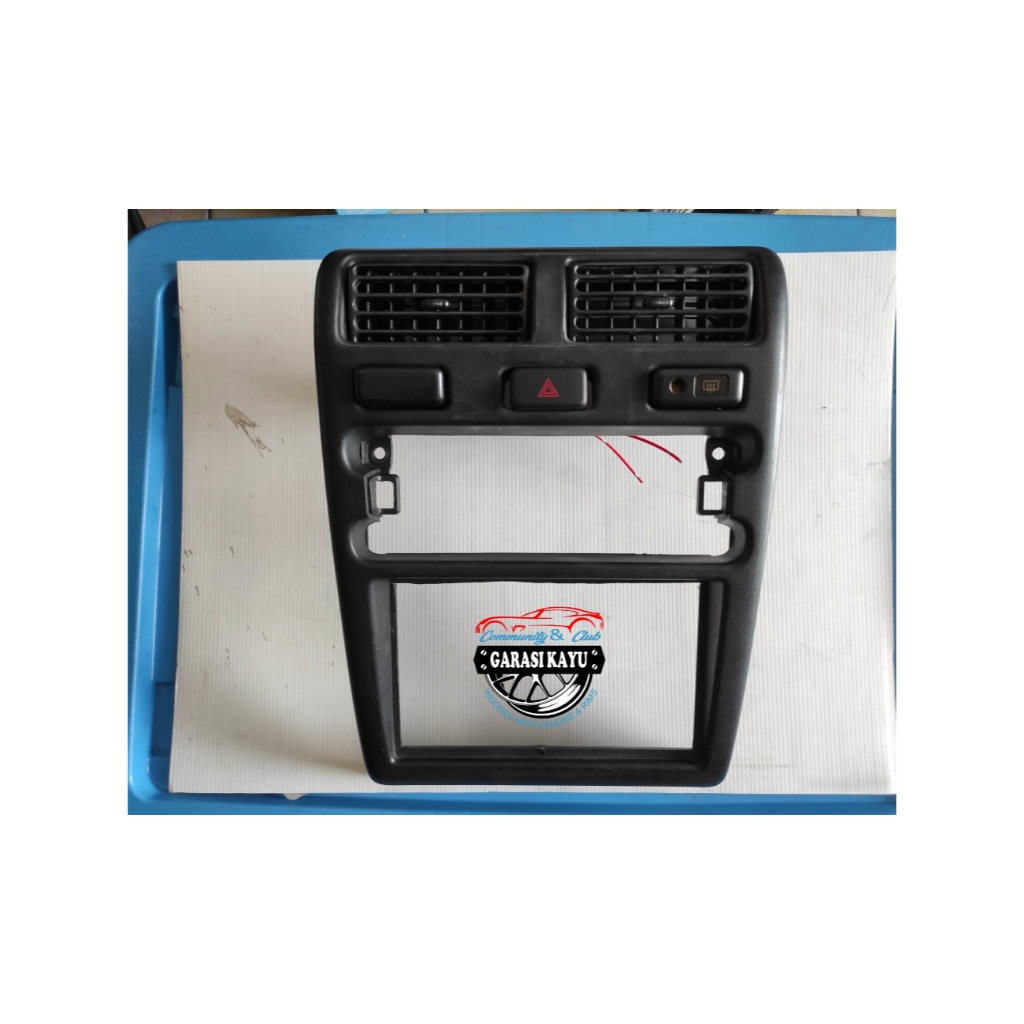 Frame / cover Cluster panel tengah kisi-kisi AC, Hazard Starlet Kapsul (EP8x)