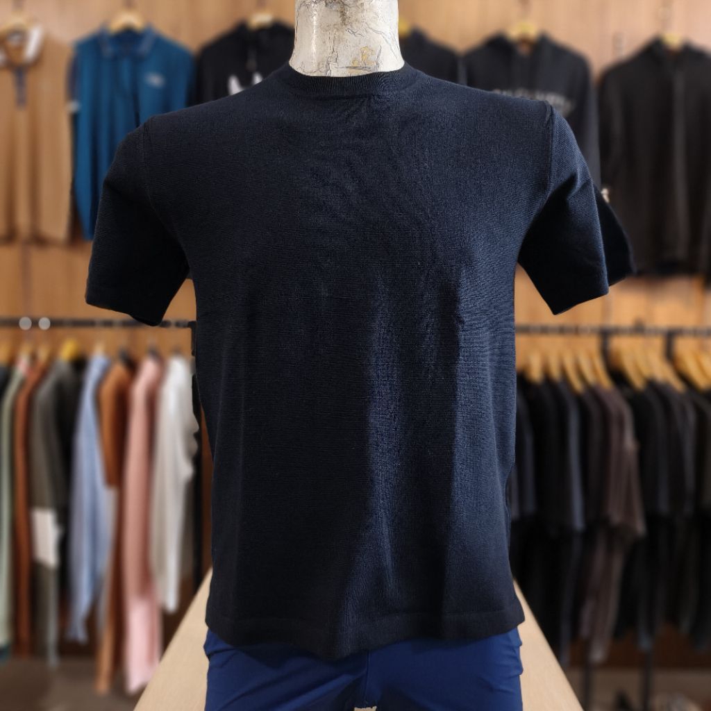 Kaos Uniqlo Washable