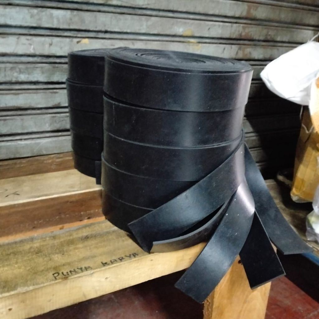 karet strip/rubber strip karet bantalan 3mm 5cm×20m