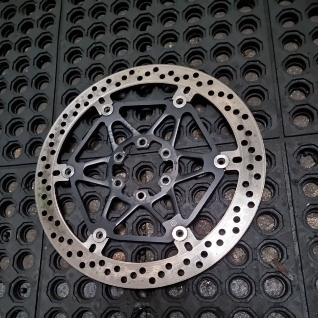 Disk cakram piringan depan Aprilia RSV4 Tuono 1100 ukuran 33 cm BREMBO