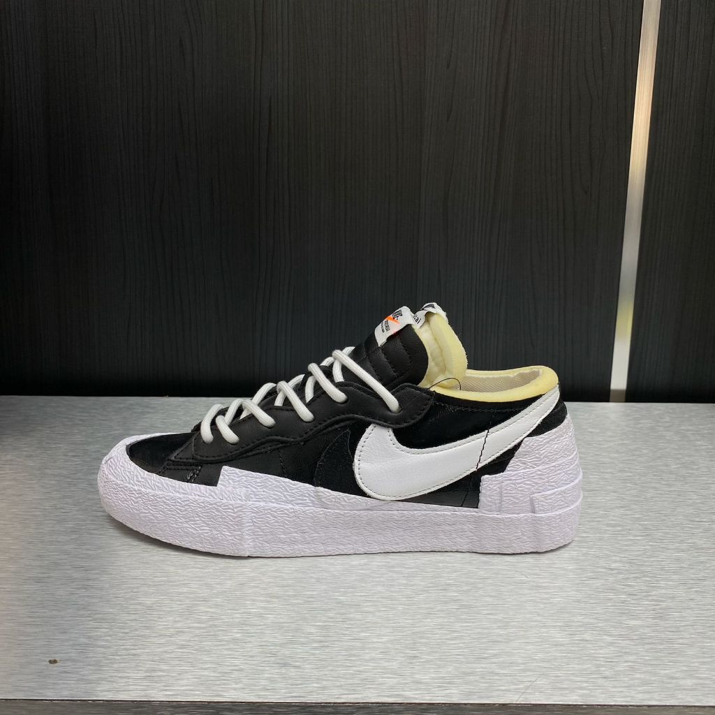 TAKEOVER BLAZER SACAI BLACK PATENT