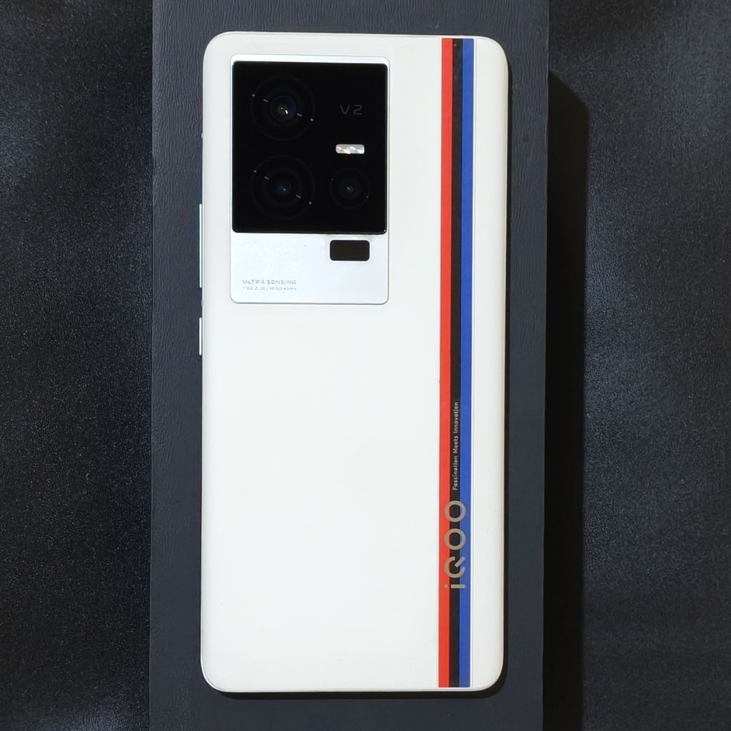 IQOO 11 16/256 Second No Minus Fullset Garansi Resmi