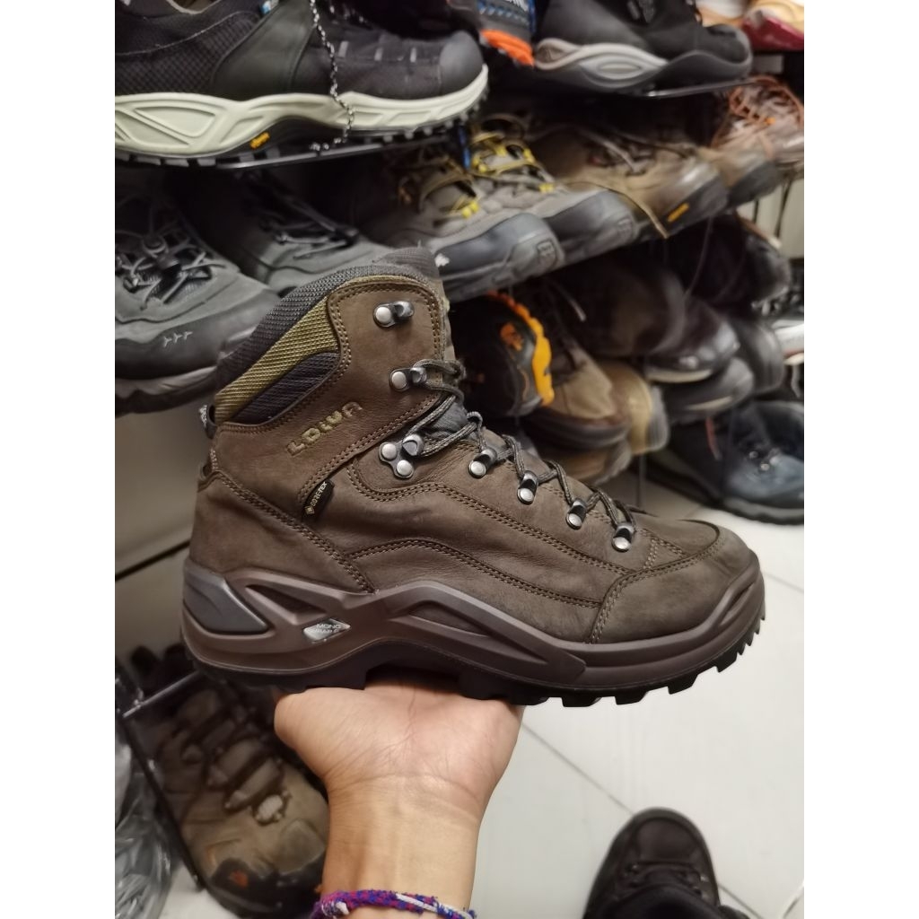 Lowa Renegade GTX Mid Expresso Brown Size 41 Sepatu Hiking Gunung Trail Run