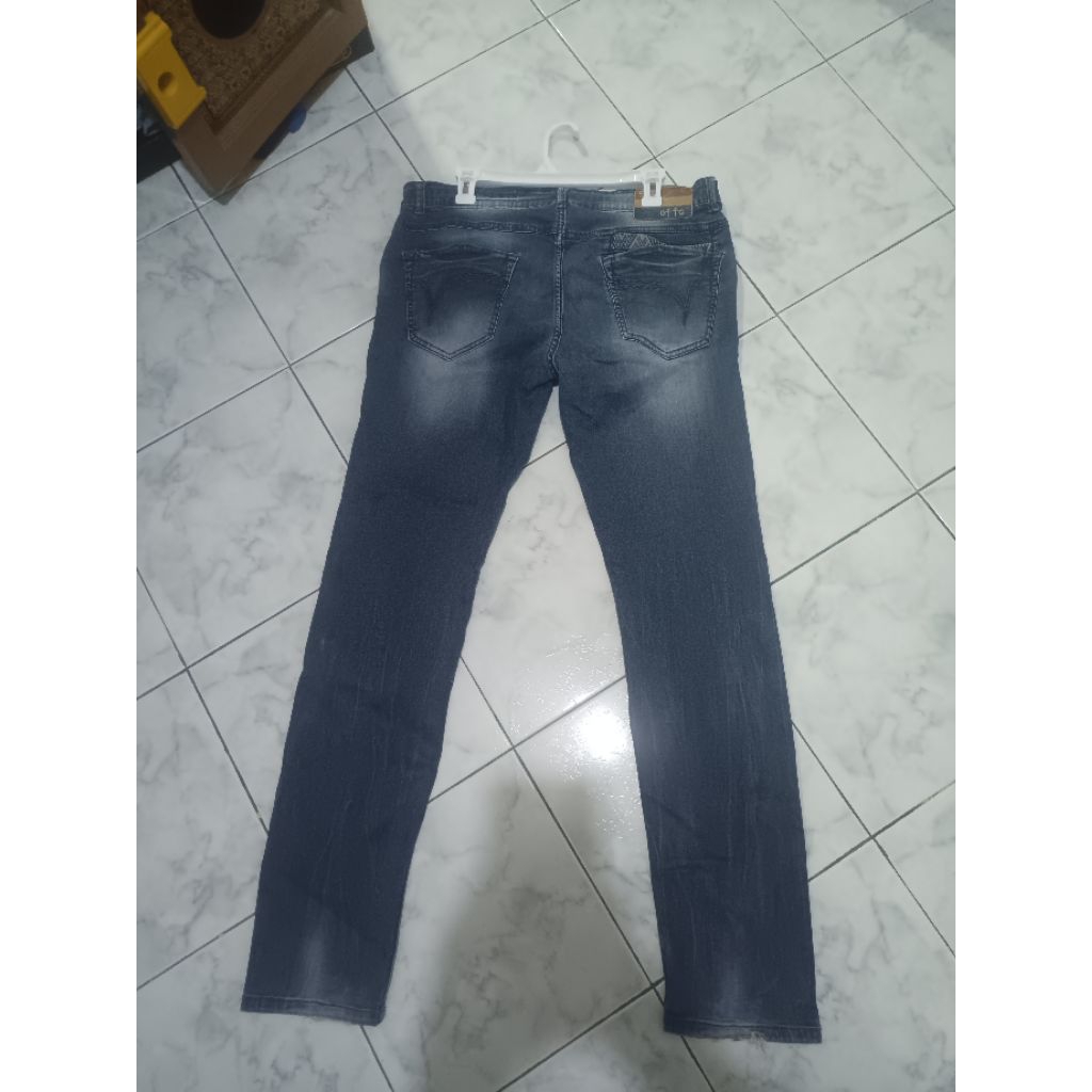 PL Celana Jeans cowok size 32_33