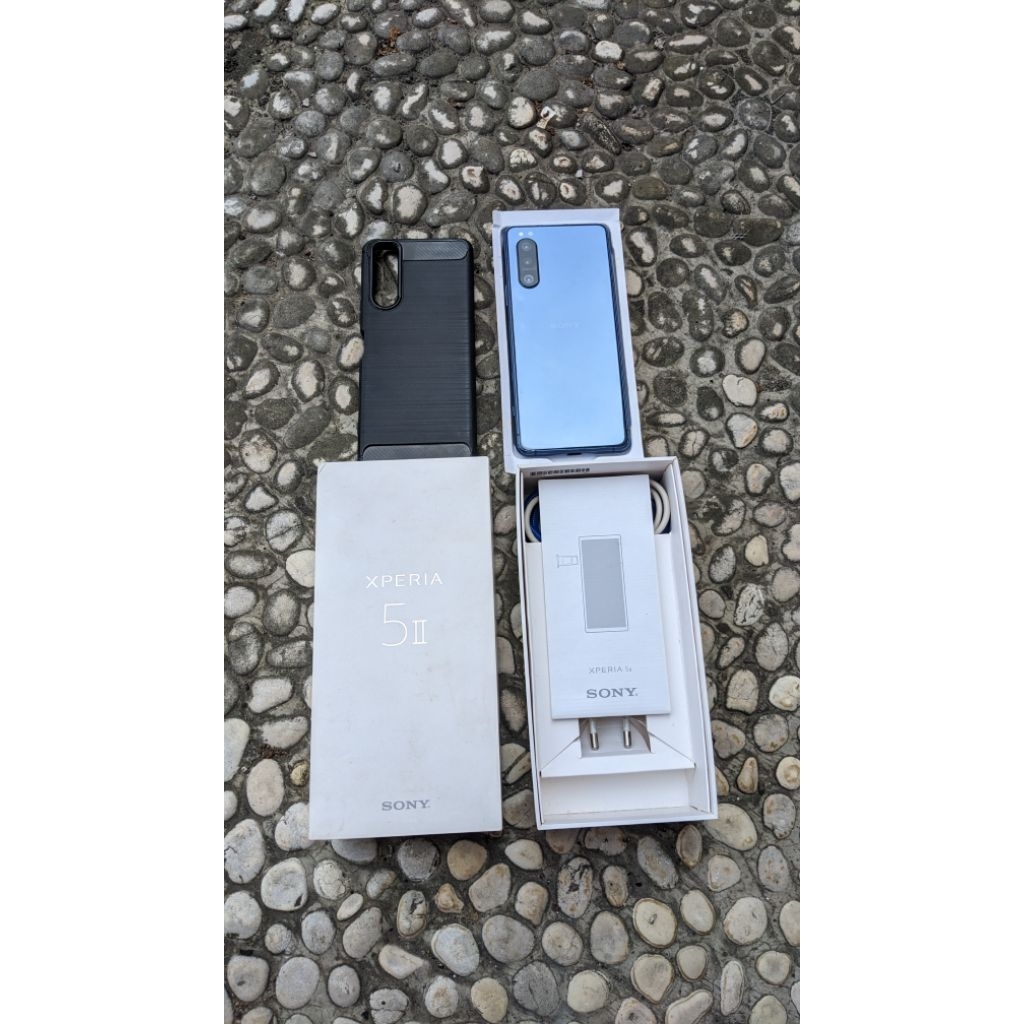 Sony Xperia 5 ii / Xperia 5 Mark II 8/256GB GLOBAL DUAL SIM GOOD CONDITION