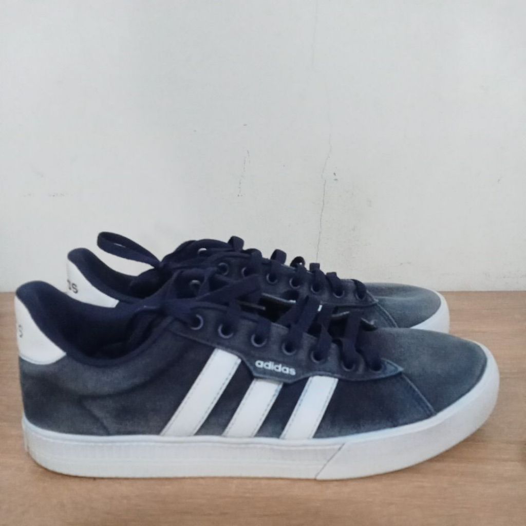 Adid4s daily 3.0 skateboarding