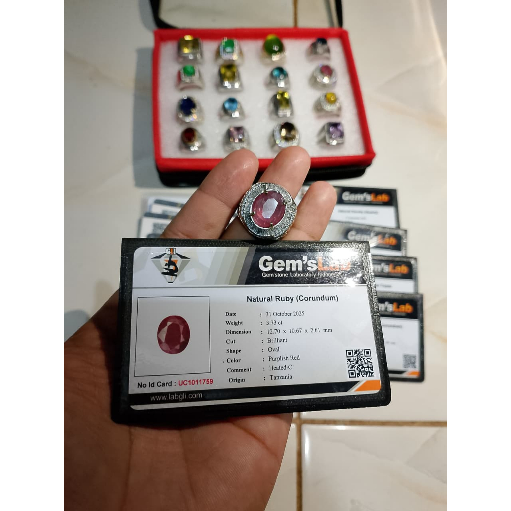 NATURAL RUBY CUTTING MEMO GLI