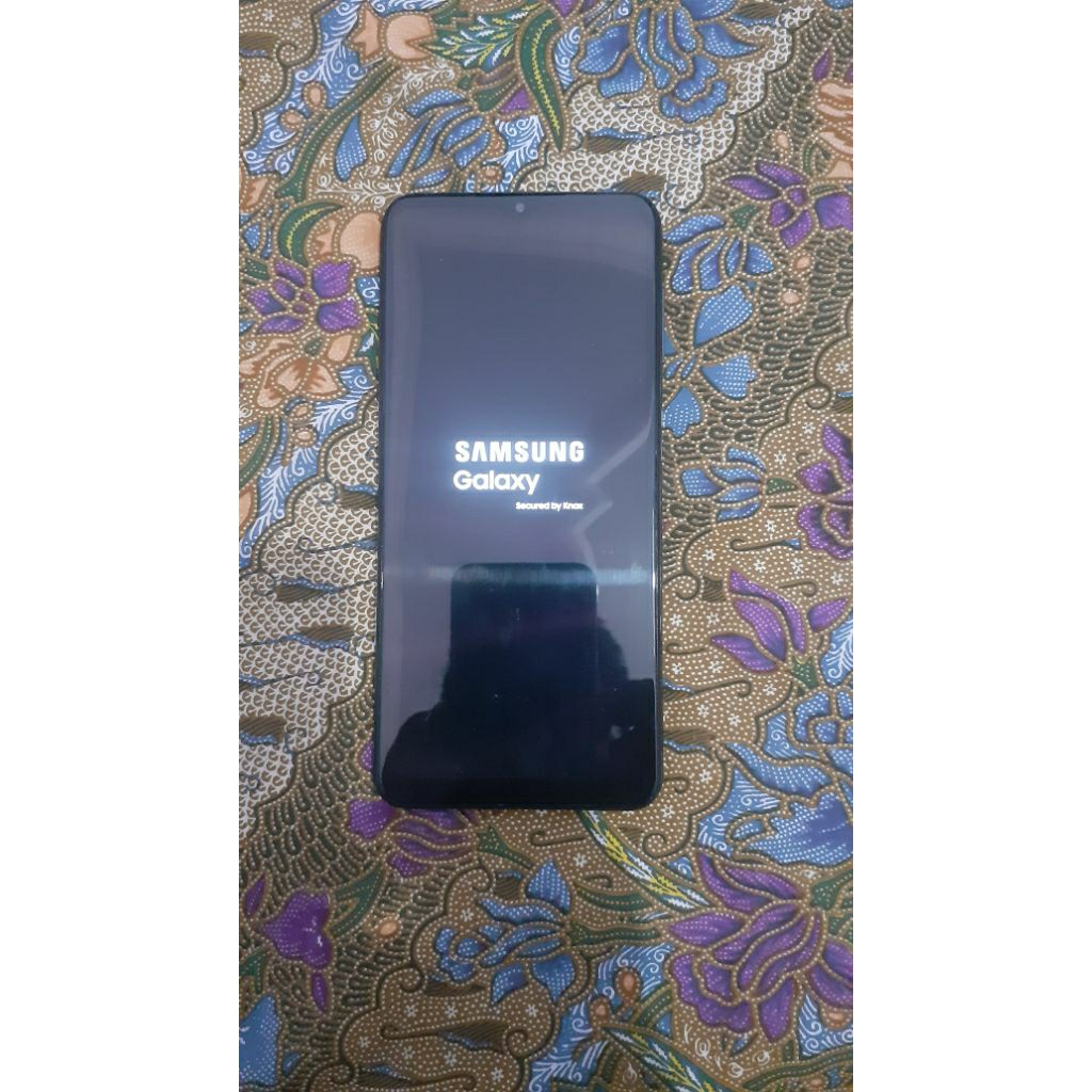 Samsung A04s minus