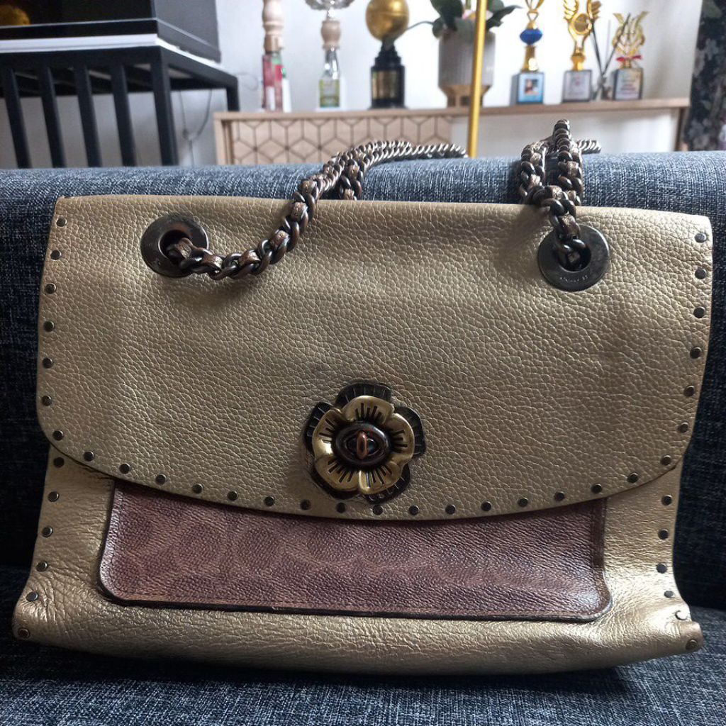 Preloved Tas Coach Metalic Parker Original (TAA)