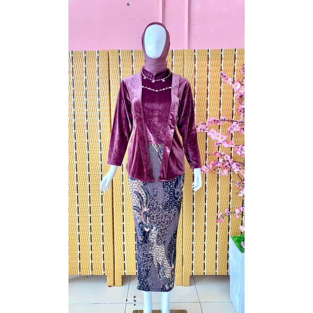 KEBAYA BLUDRU PAYET