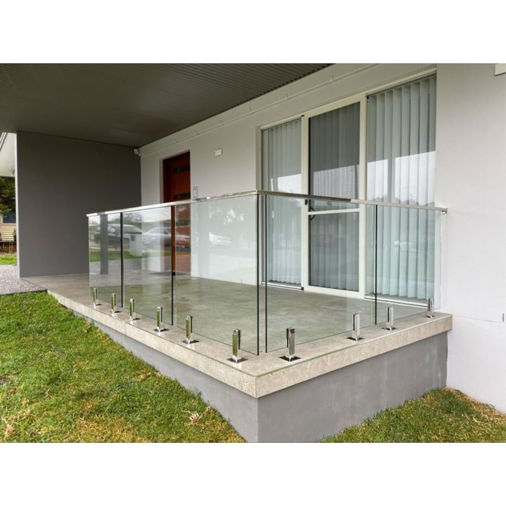 balkon, pagar, railing tangga kaca