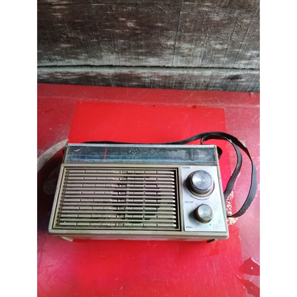 radio cawang 95rb  jadul antik kuno lawas vintage display anggap mati