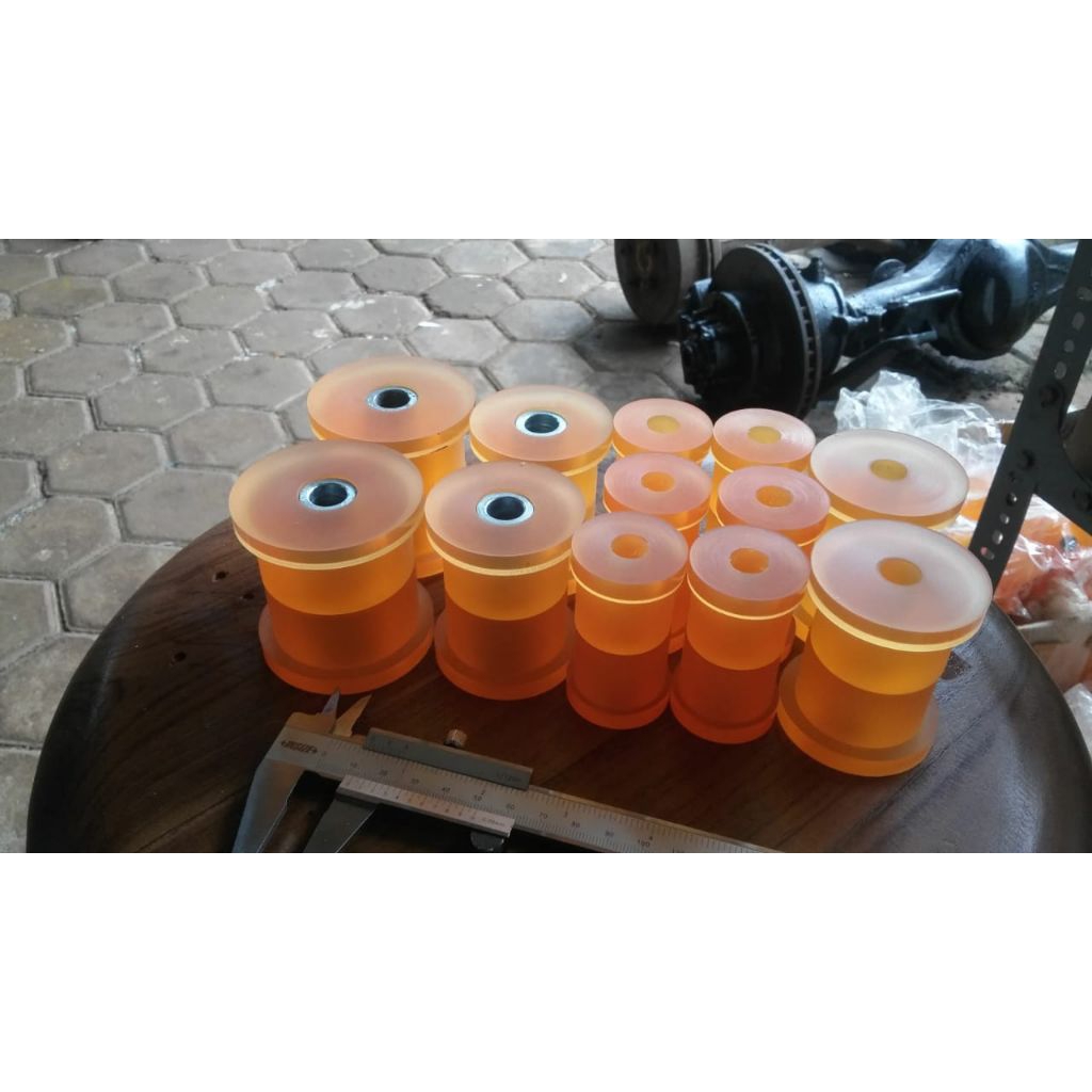 Suzuki Jimny JA11 Bushing Per Daun Set Jimny JA11 Custom Bahan Polyurethane