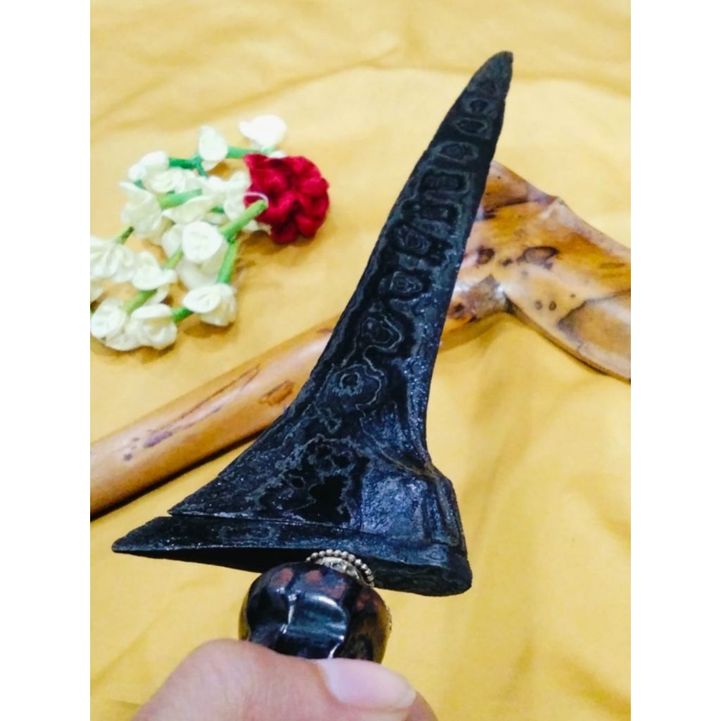 Keris Sepuh Jawa Asli Wingit Tangguh Mataram