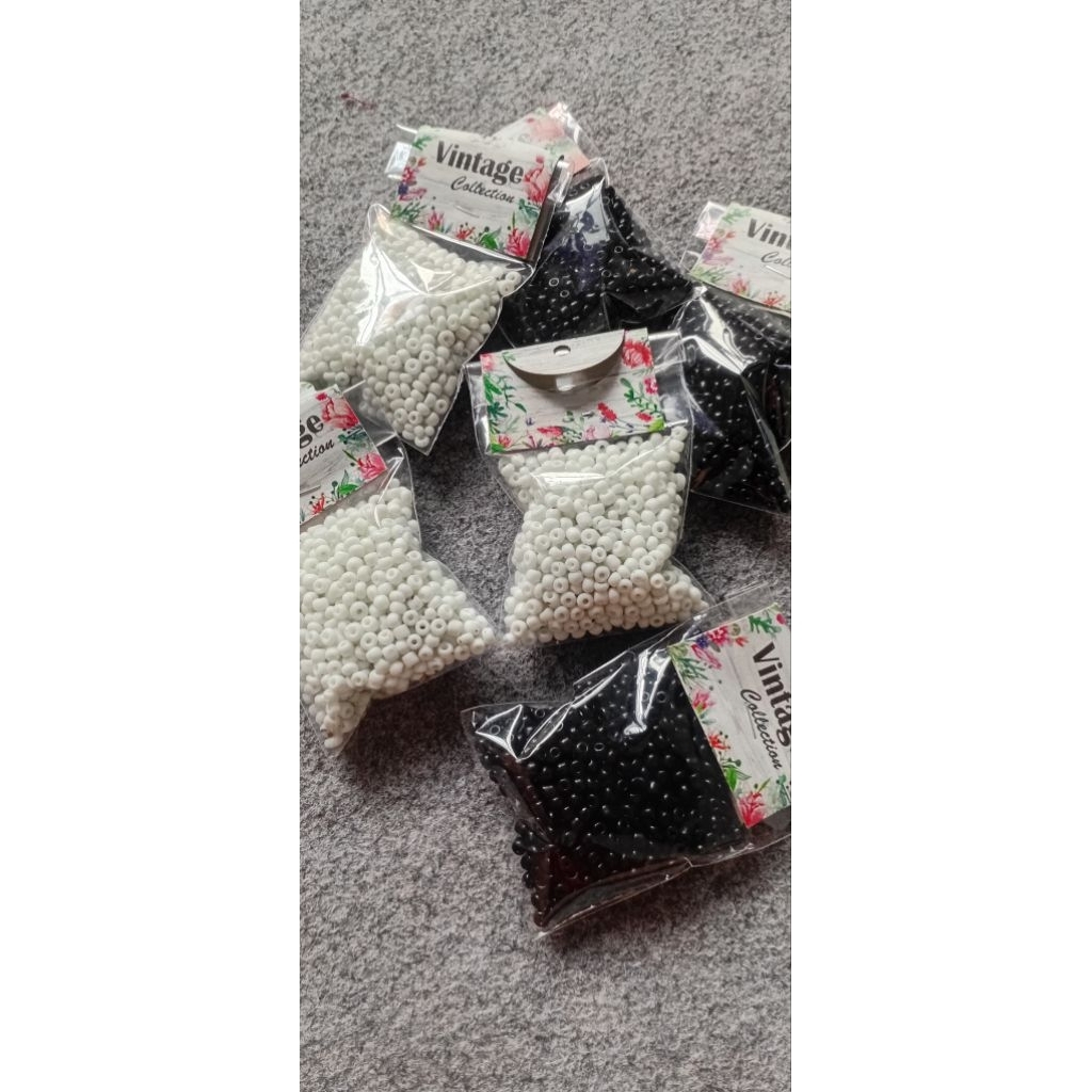 manik pasir/ manik payet