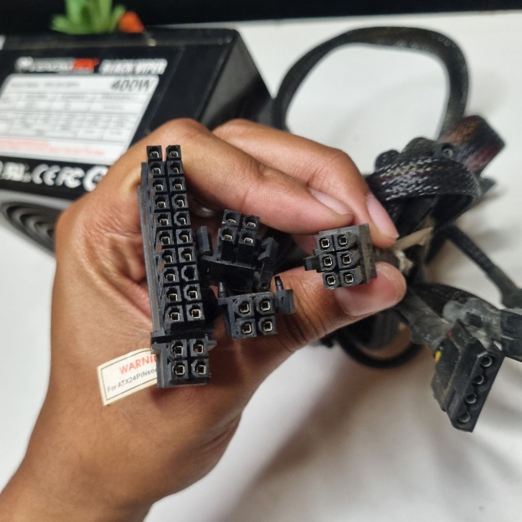 [BEKAS] Power Supply PSU 400W VenomRX Black Viper