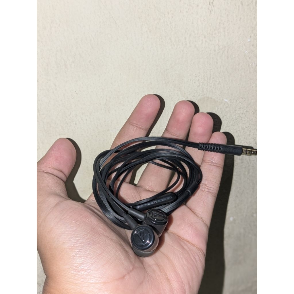 Audio Technica ATH-CKL220iS bekas