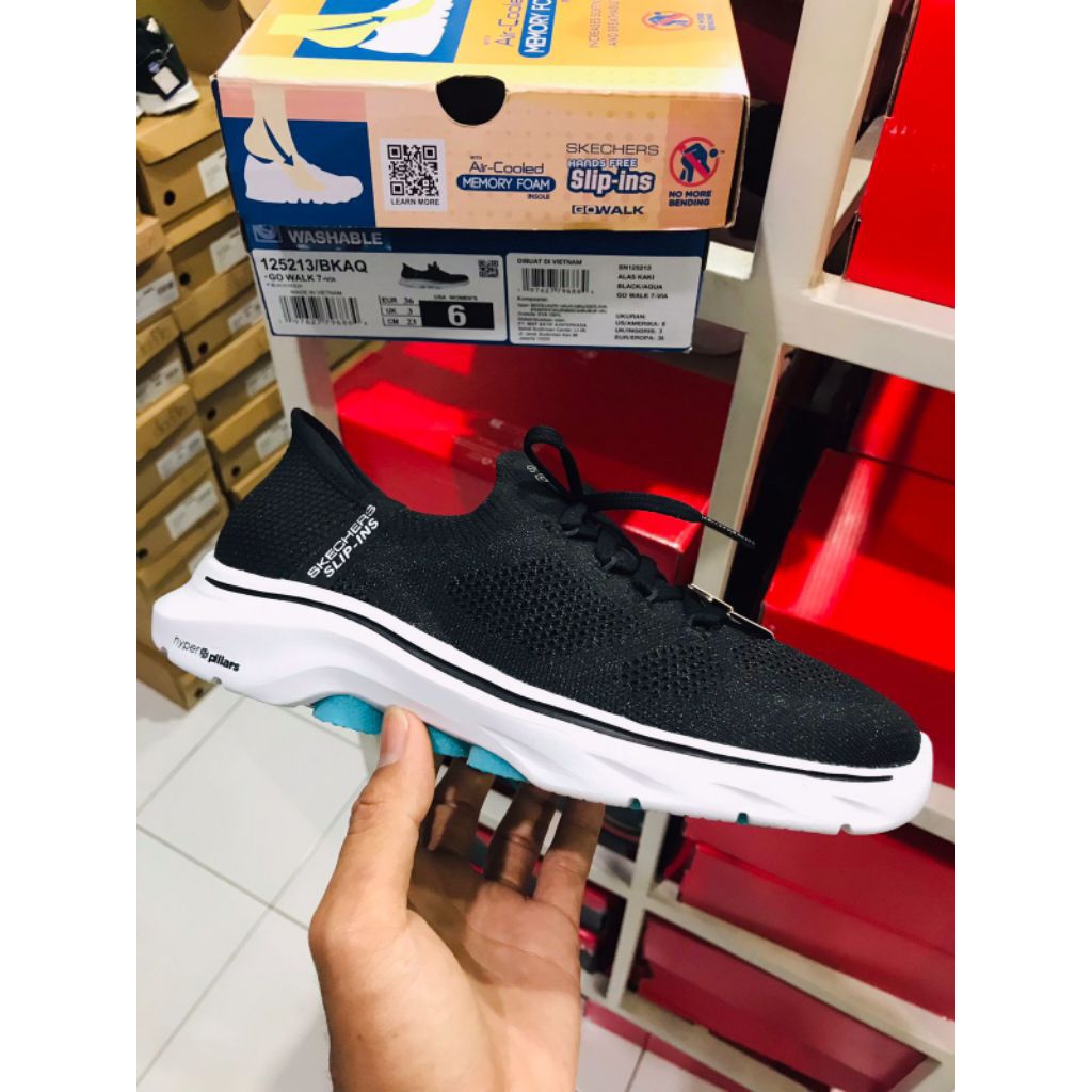BIG SALE SKECHERS VIA HITAM [115213] ORIGINAL SEPATU WANITA/SNEAKERS