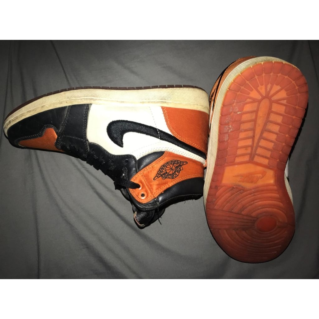 ori second NIKE AJ 1 RETRO HIGH OG SATIN size 40.5 second