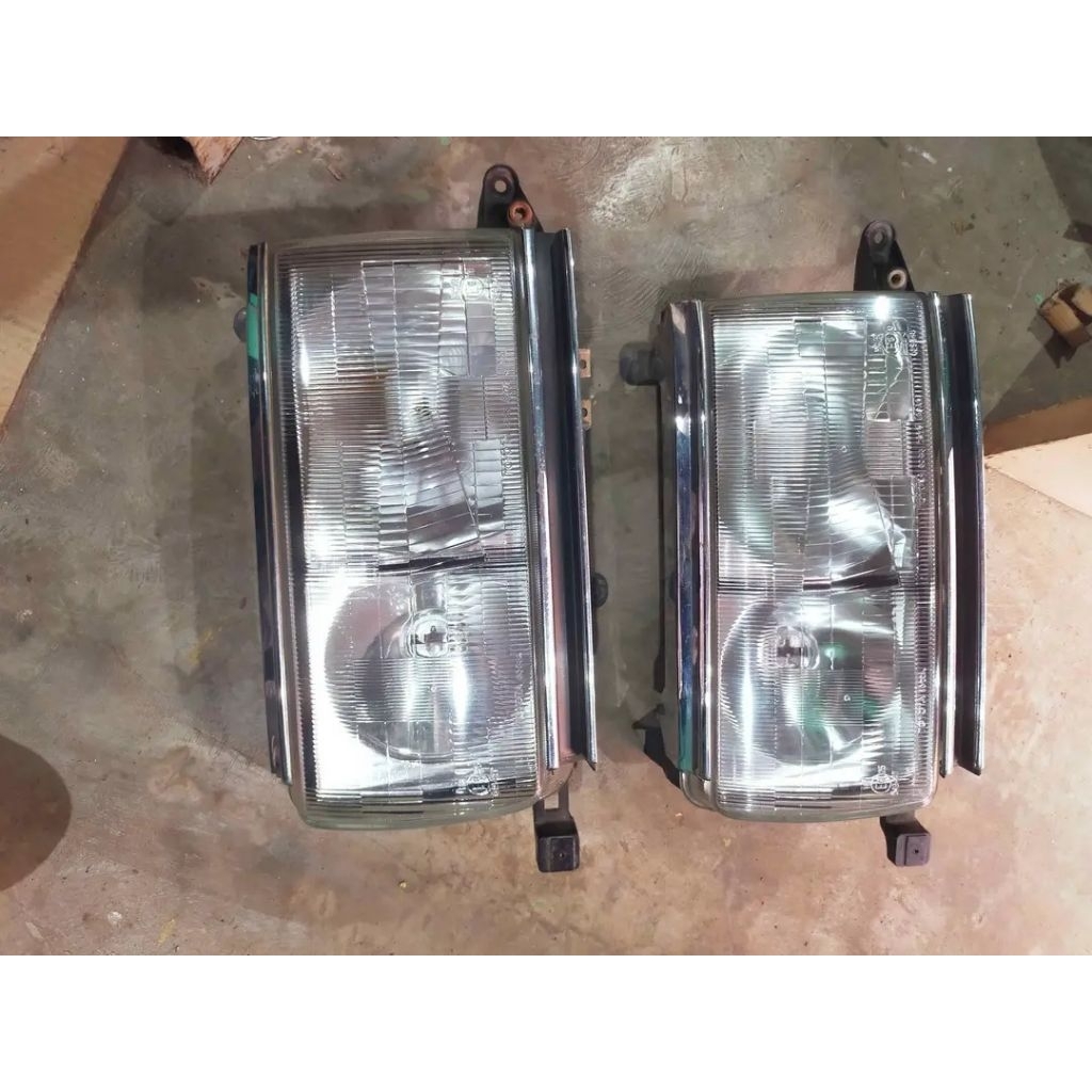 lampu depan land cruiser vx80 atau lampu depan toyota land cruiser vx80 atau lampu depan toyota land