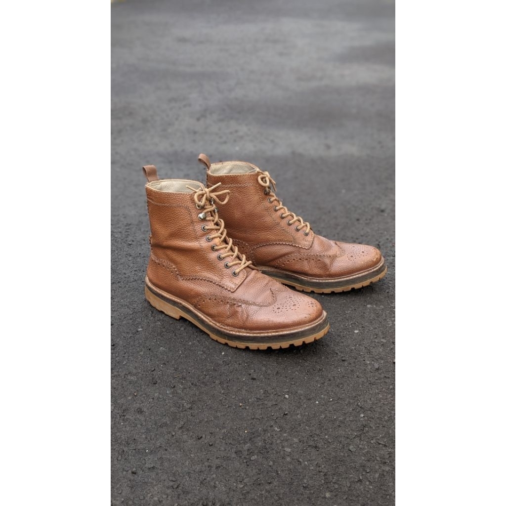 clarks monmart wingtip boots vibram