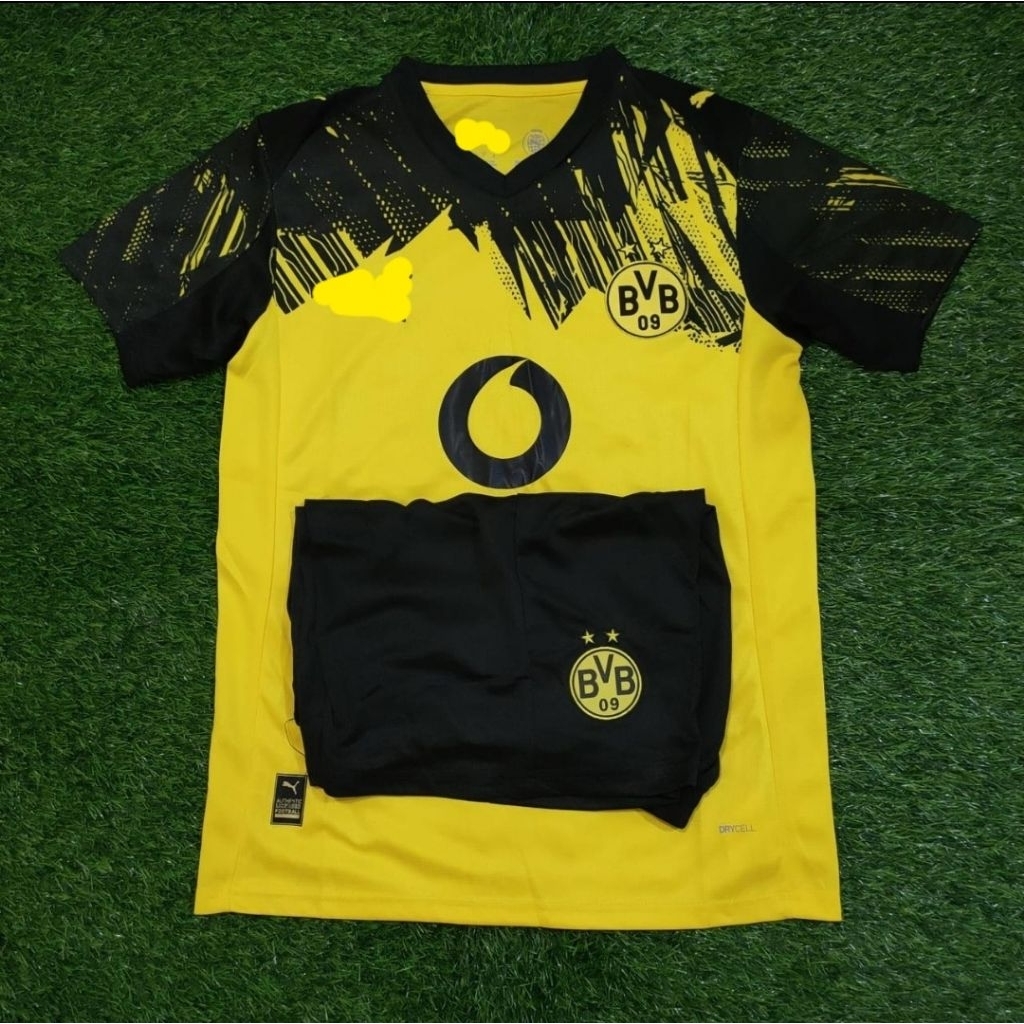 Stelan Setelan Jersey Kaos Baju Sepak Bola Borusia Borrusia Dortmun Dortmund Home Away 3rd Third Kun