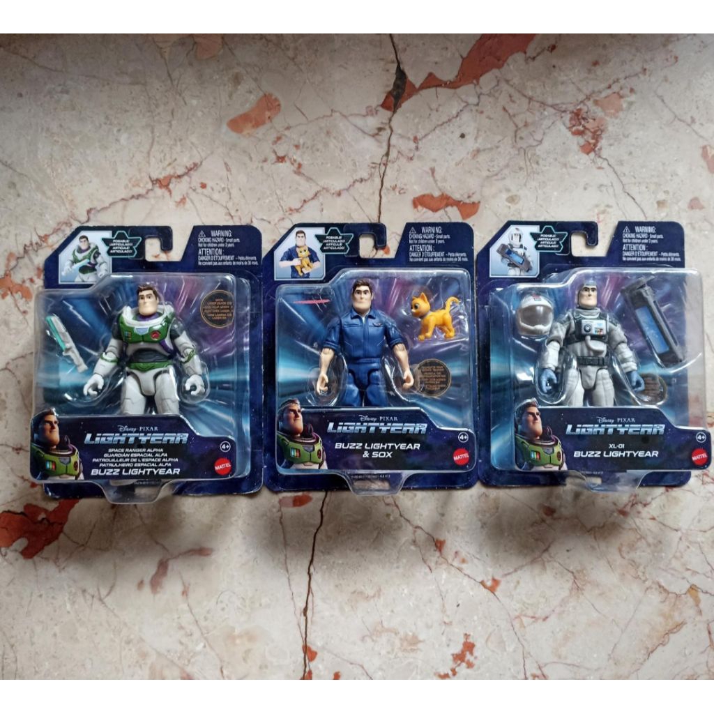 mainan pajangan figurine figure set buzz lightyear space ranger Disney toy story