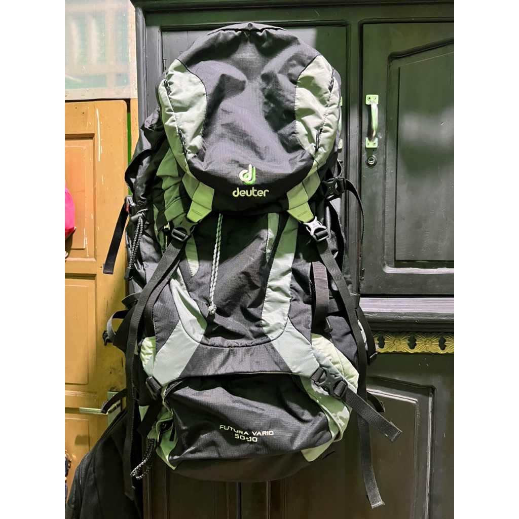 Tas Gunung / Carrier Deuter Seri Futura Vario 50+10 L (second like new)