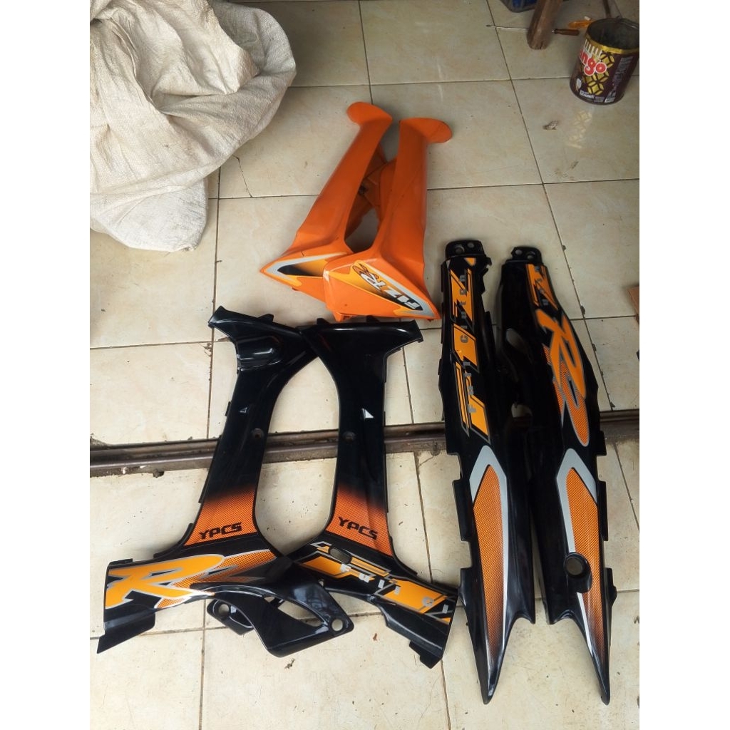 body sayap dlm sayap luar fiz r original copotan masih mulus