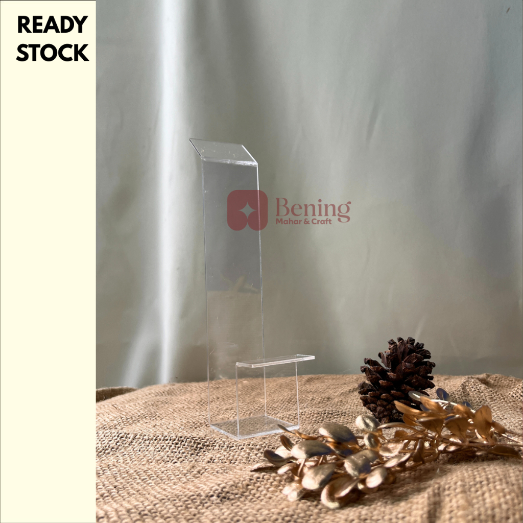 STAND SEPATU {AKRILIK} MODEL VERTIKAL ( stand pajangan sepatu akrilik )