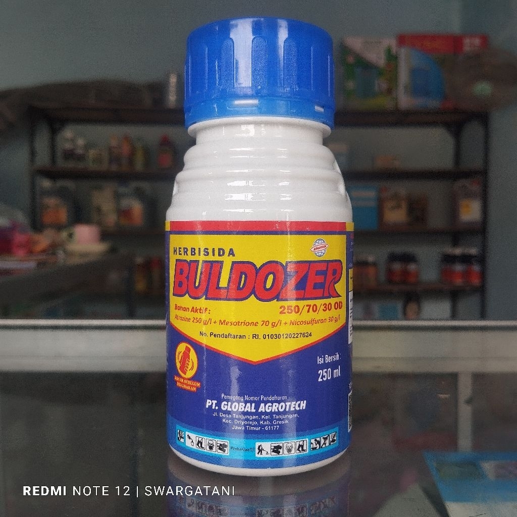 HERBISIDA SELEKTIF JAGUNG BULDOZER 250/70/30 OD - 250 ML