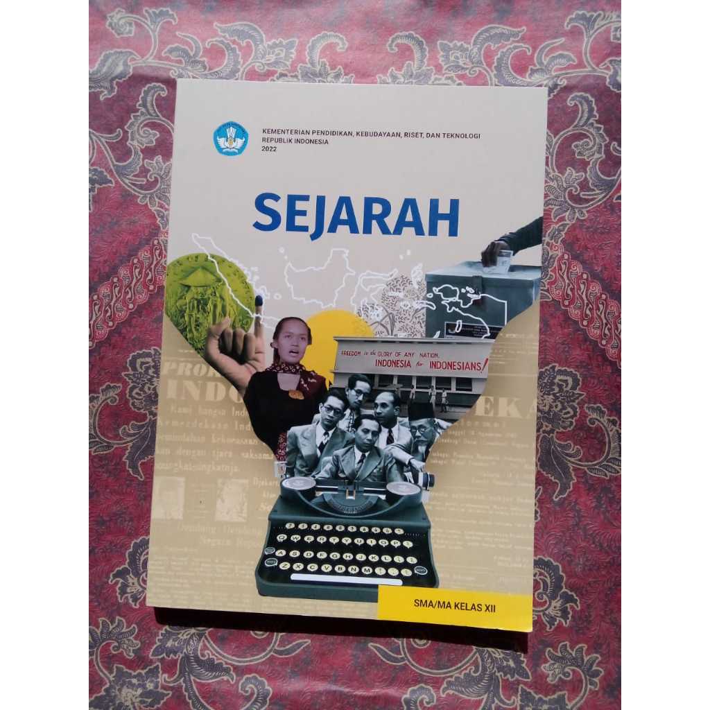 SEJARAH SMA kelas XII