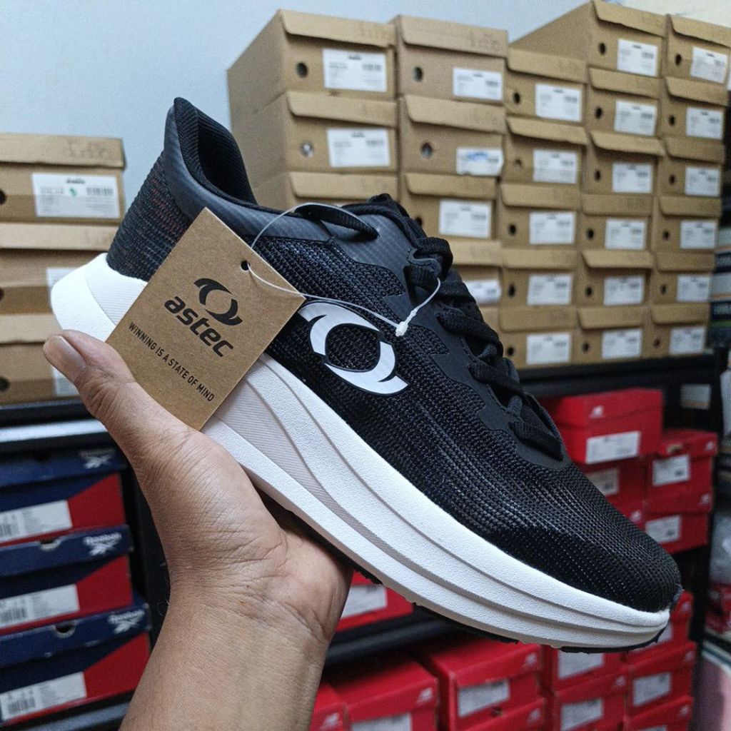 Sepatu Olahraga Astec Lane Black White Original Resmi Sport Station