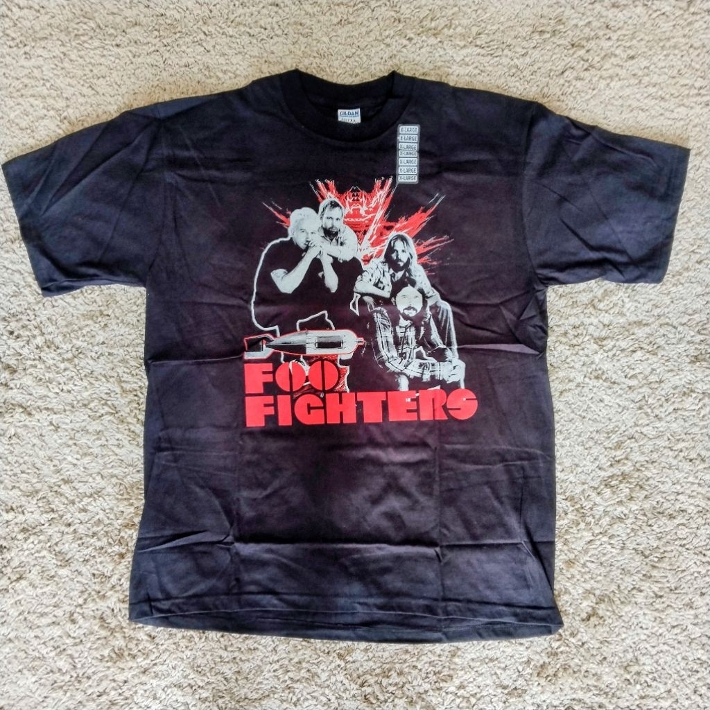 Kaos band bootleg thailand original hard rock band " Foo Fighter ".