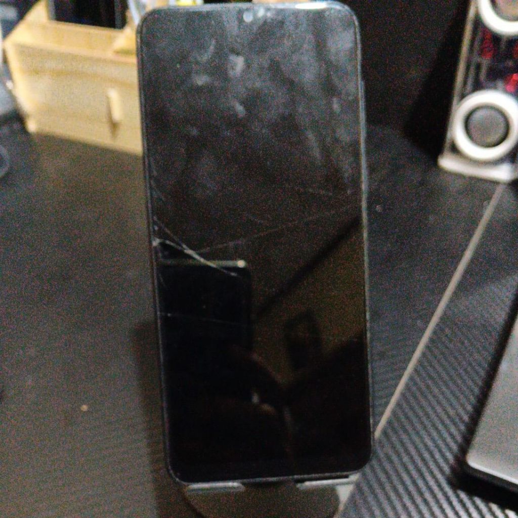 SAMSUNG A03 CORE MINUS LCD RETAK DAN BATERAI KOSONG