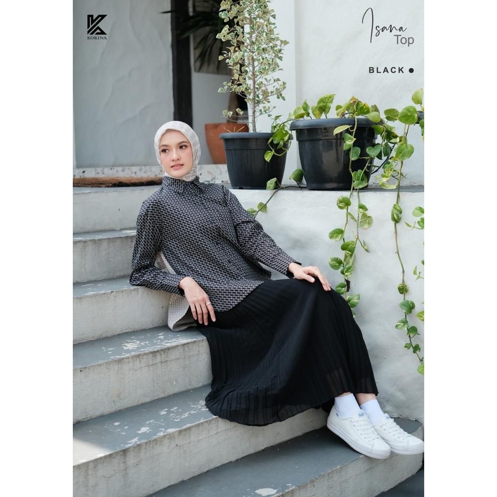 PROMO ATASAN WANITA ISTANA TOP BLACK BY KORINA