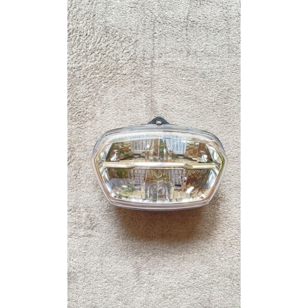 headlamp vespa sprint