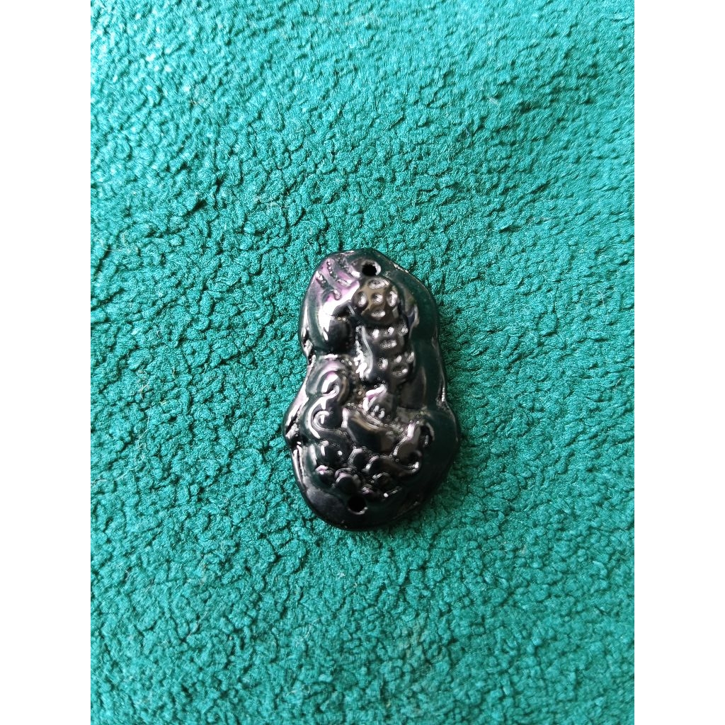 Liontin Obsidian Naga