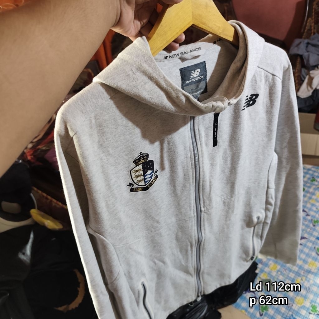 hoodie nb