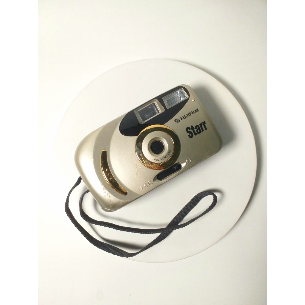 Kamera Analog Fujifilm Starr