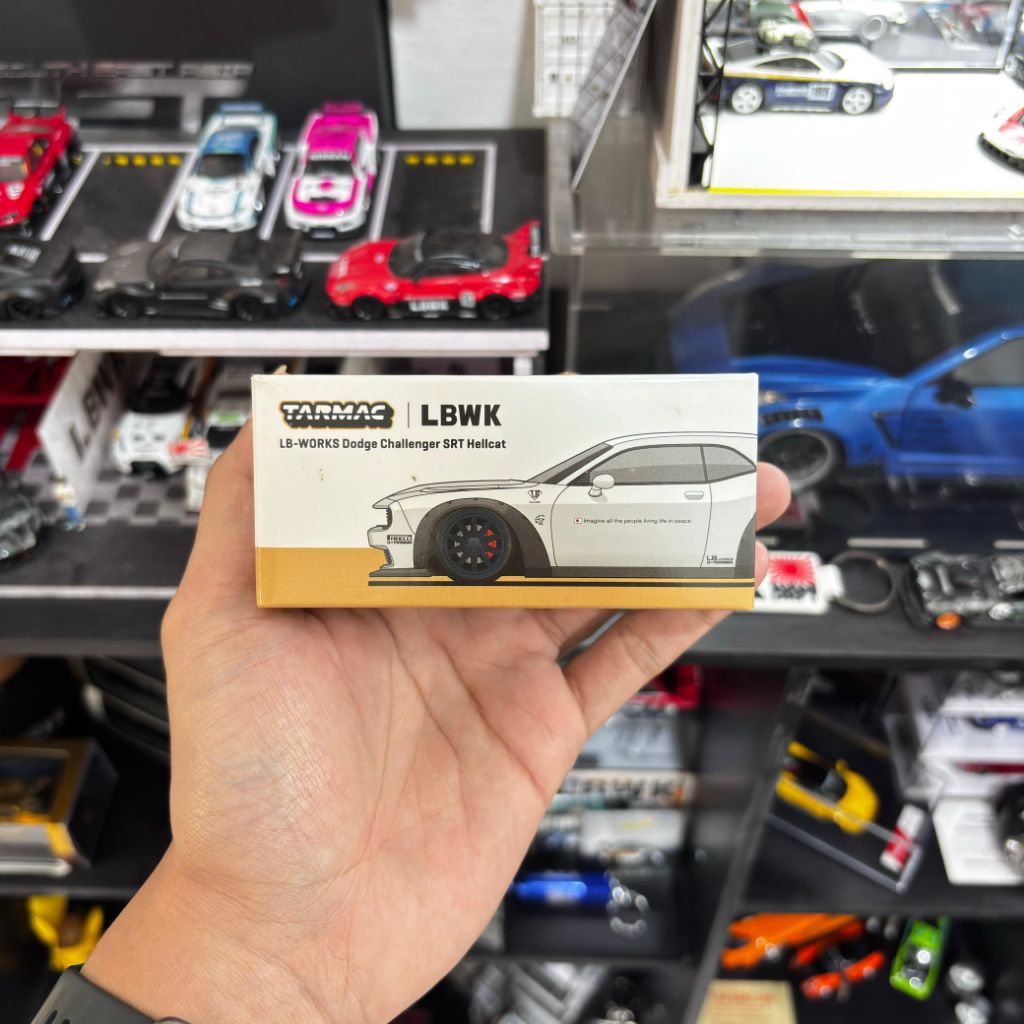 TARMAC X LBWK LB-WORKS DODGE CHALLENGER SRT HELLCAT UNSEALED