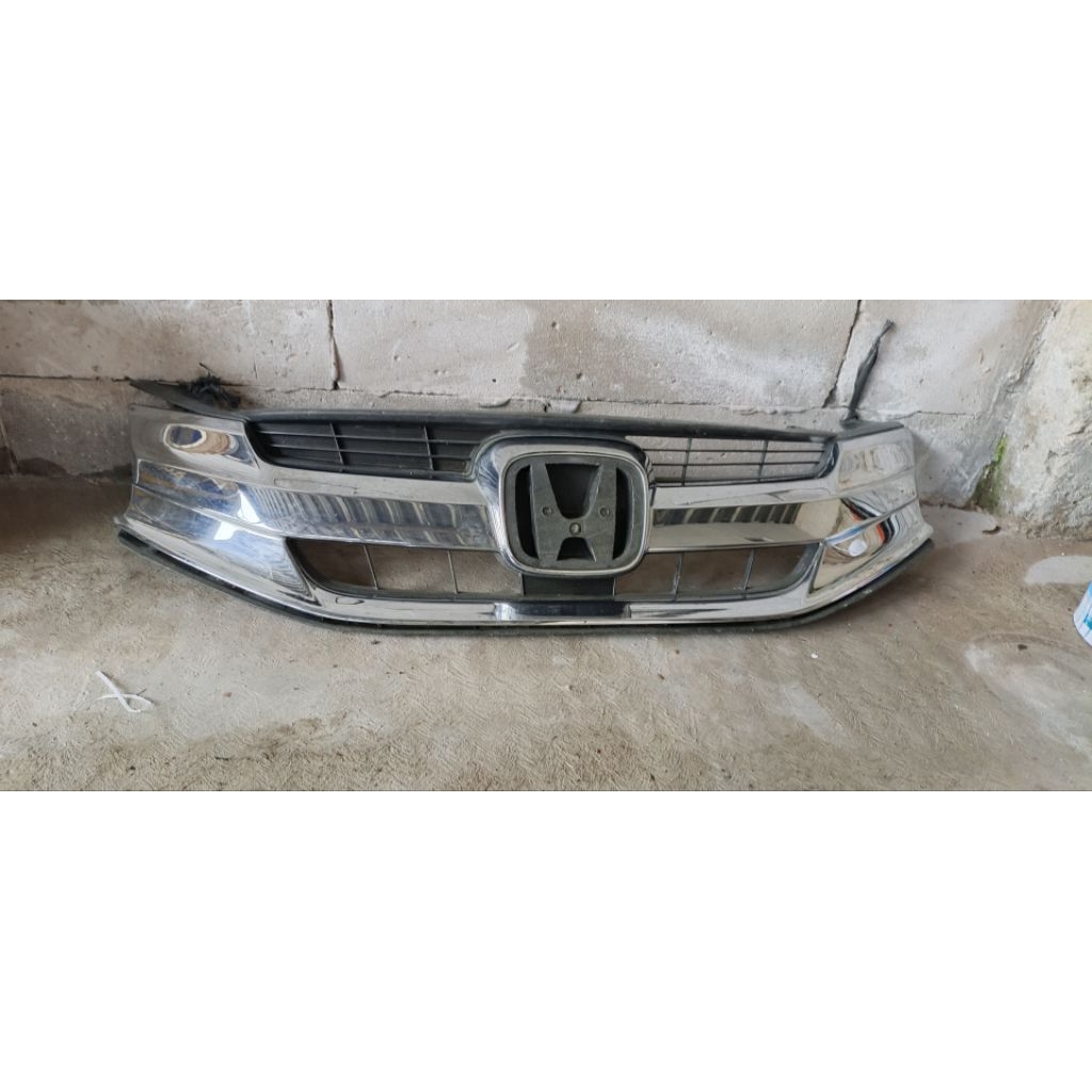 Grill Honda Mobilio E
