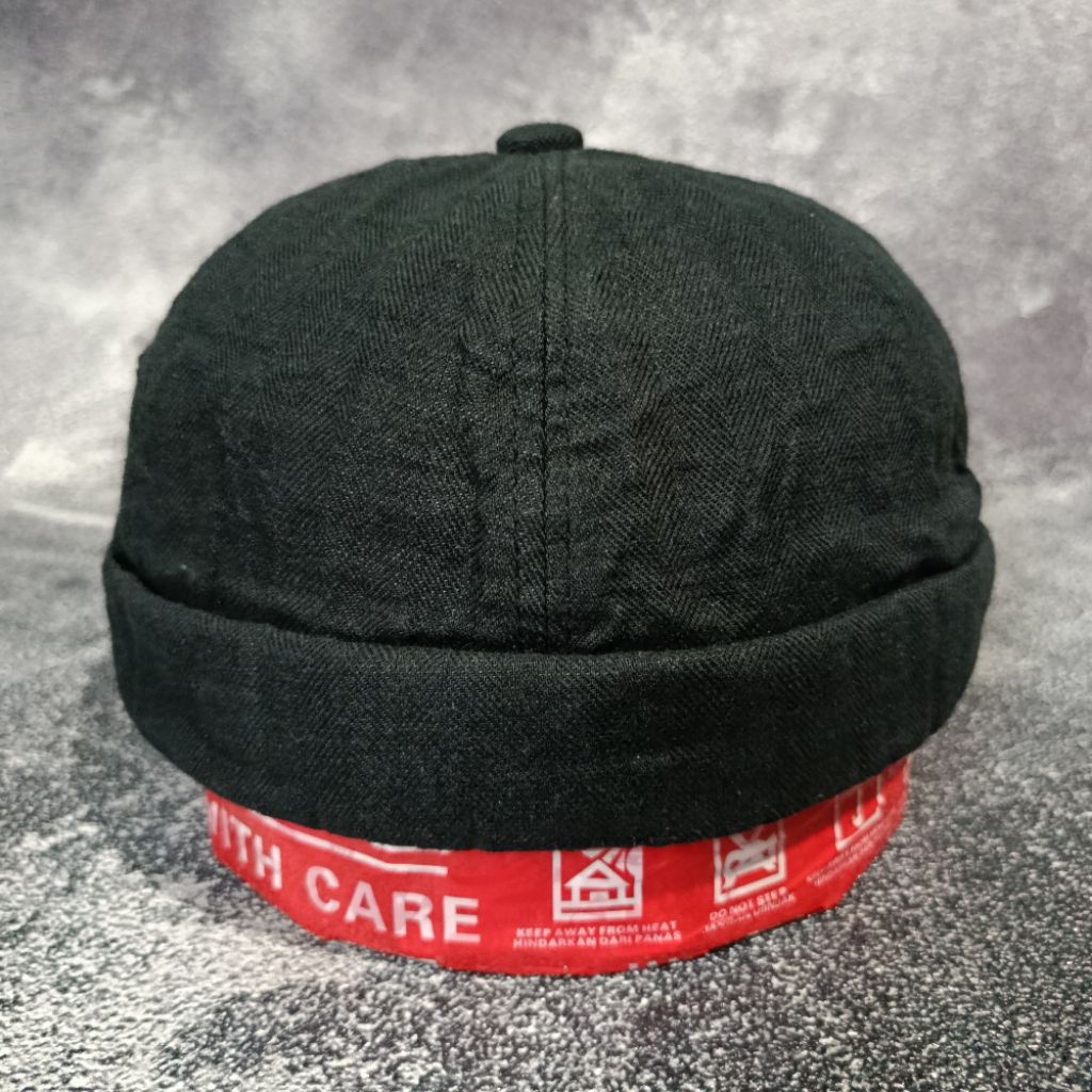 Digidegu Miki Hat VARZAR Warna Hitam