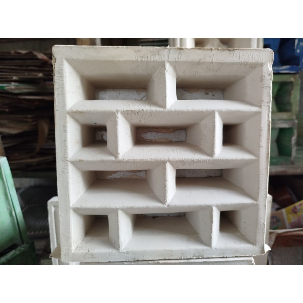 cetakan loster motif bata/cetakan loster fiber dua muka