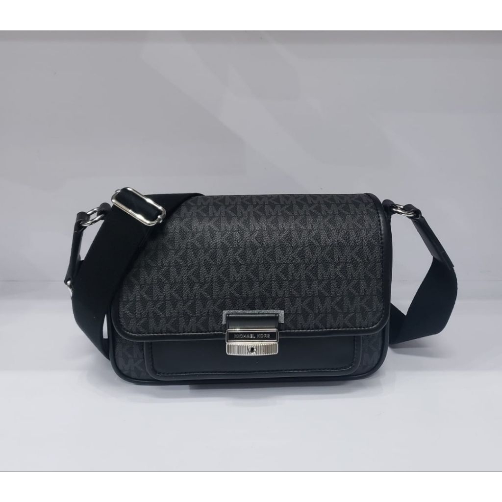 Ready tas wanita Mk Bradshaw md pocket messenger,  Black.