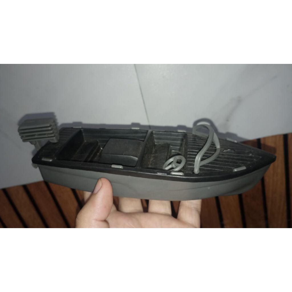 mainan perahu tentara combat untuk figur 5cm