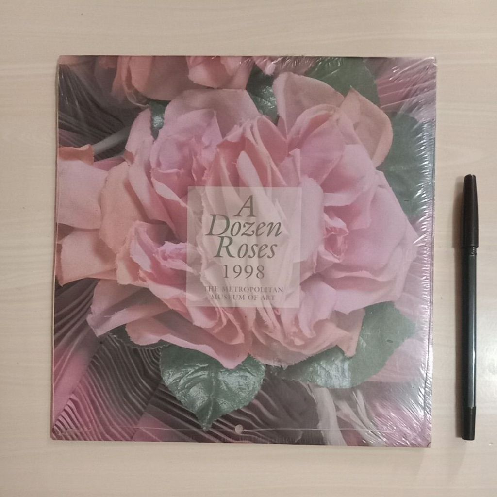 A DOZEN ROSES 1998 CALENDAR - THE METROPOLITAN MUSEUM OF ART - Kalender Jadul - Segel Murah Original