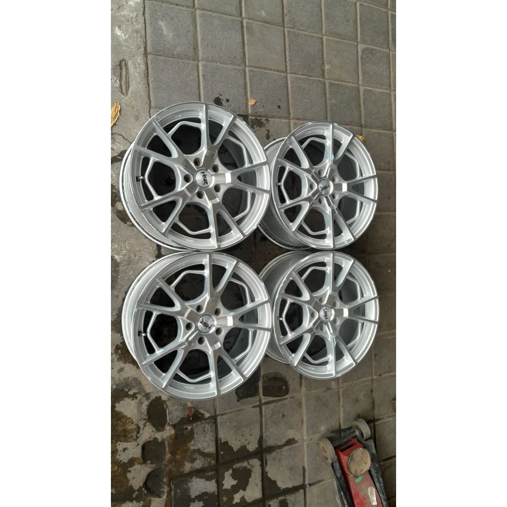 Velg seken mobil oem copotan hsr eximius ring 18 lebar 8 baut 5x114.3 velg only