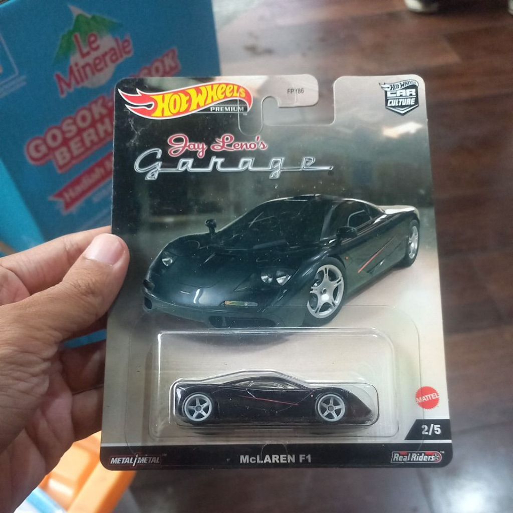 Hotwheels McLaren F1 Black