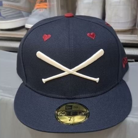 New Era Justfitteds Crossed Bats Valentine 59Fifty Cap